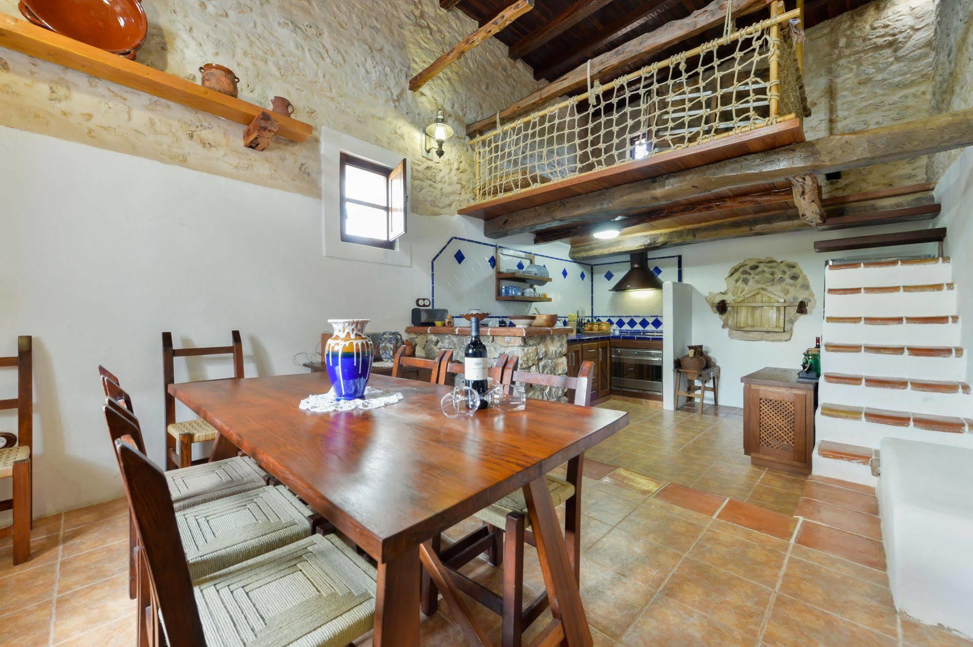 Villa Can Toni Es Cucons ซานต์โจอัน เดอ ลาบริตจา ภายนอก รูปภาพ