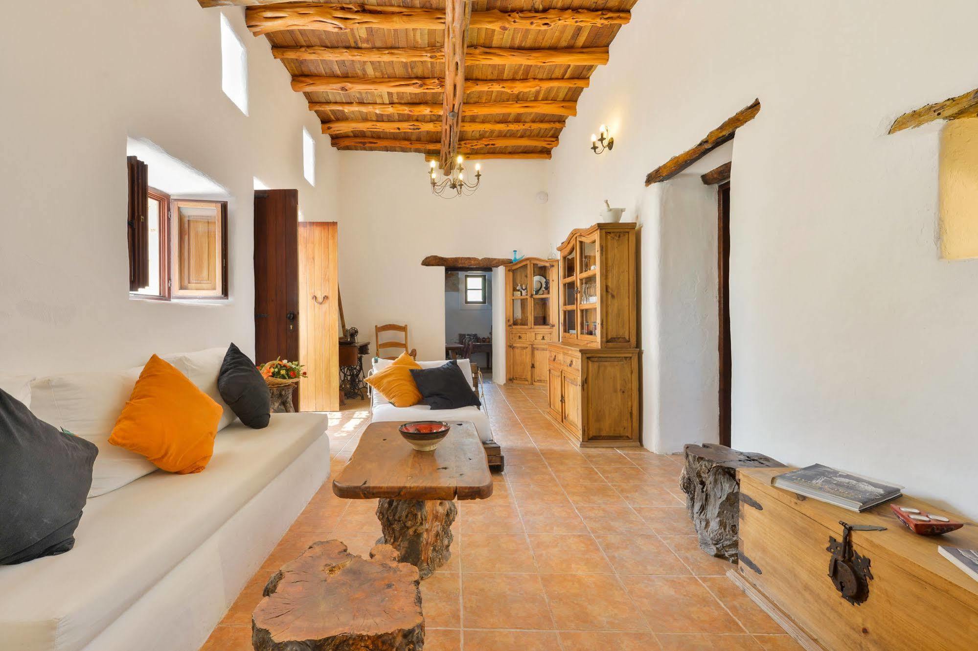 Villa Can Toni Es Cucons ซานต์โจอัน เดอ ลาบริตจา ภายนอก รูปภาพ